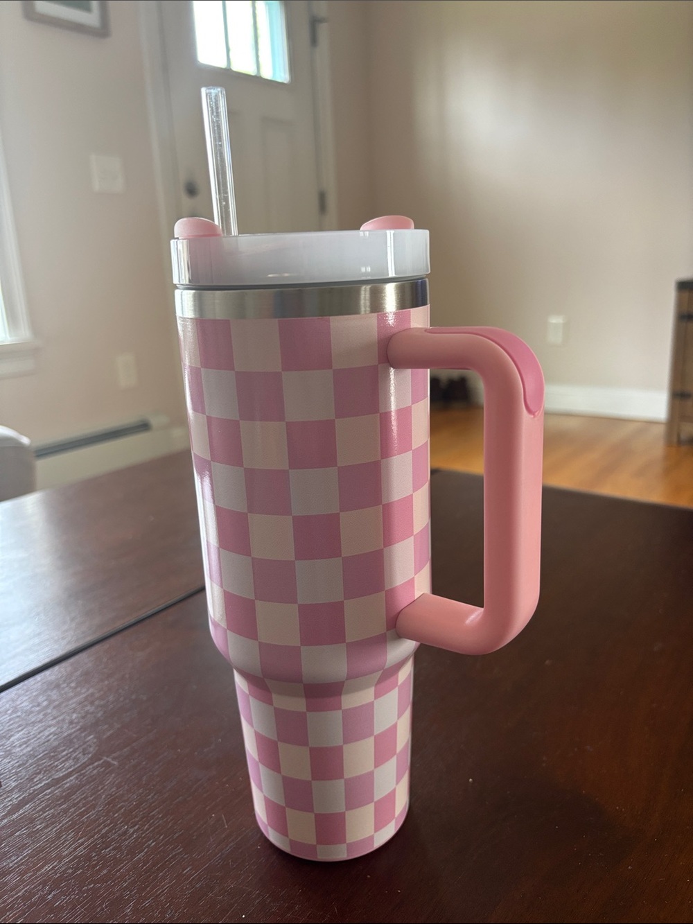 Pink & White Checker Travel Tumbler with Handle
